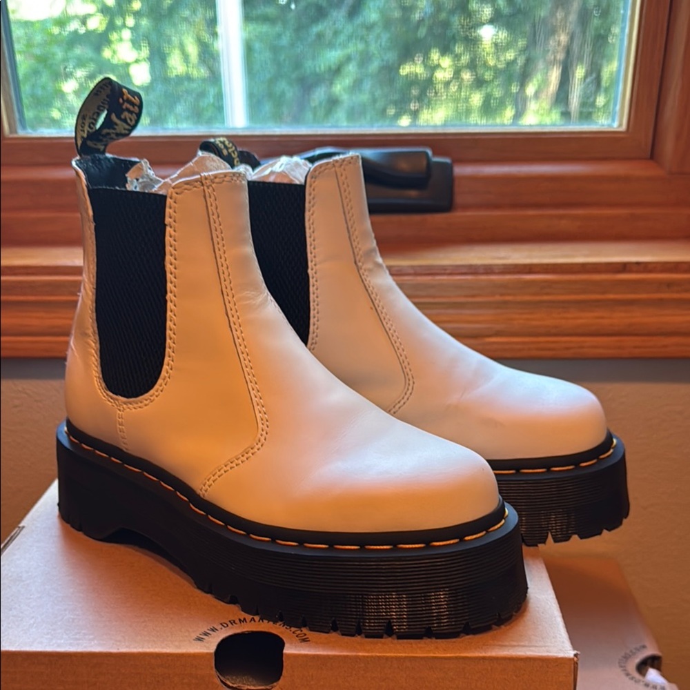 Dr. Martens Quad White Chelsea Boots - Picture 2 of 11